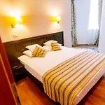Lido Hotel 4*