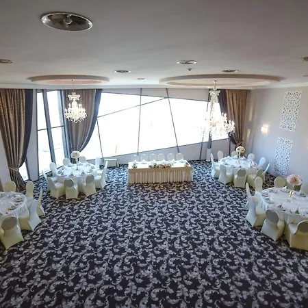 Lido Hotel 4*