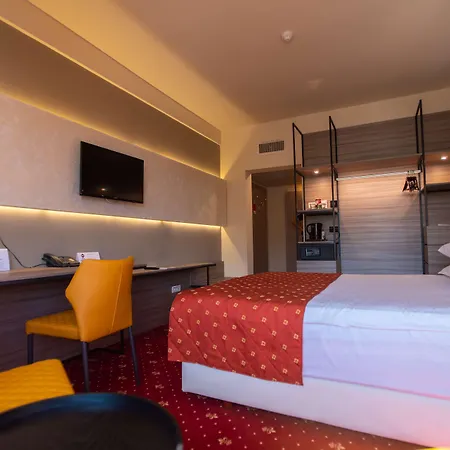 Western Lido 4*