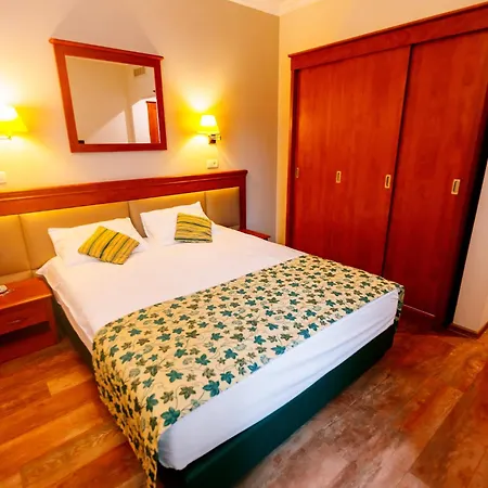 Western Lido Hotel 4*