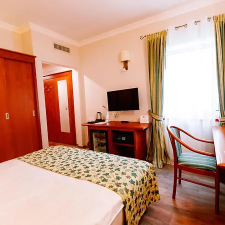 Western Lido 4*