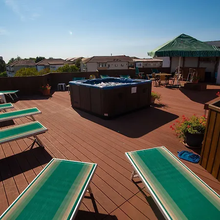 Lido Hotel 4*