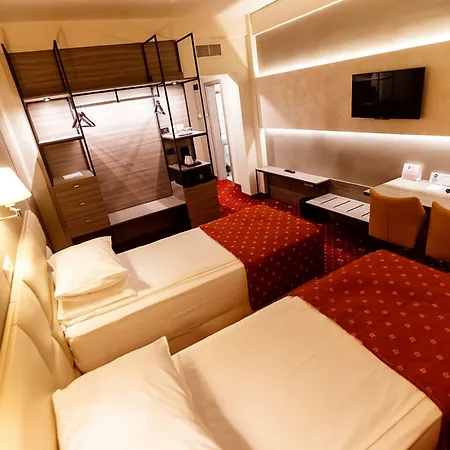Lido 4*
