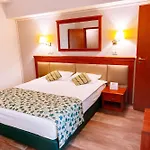 Lido 4*